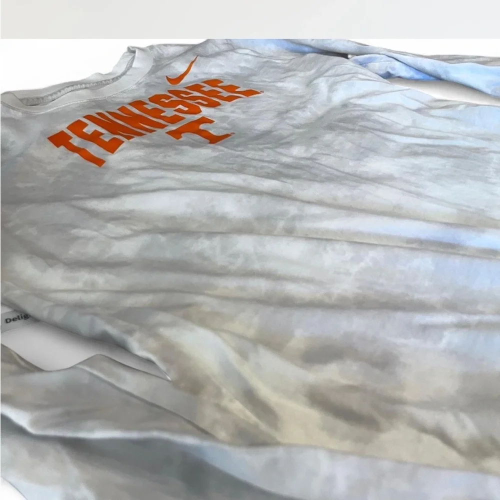 Women’s Nike Tennessee Volunteers tie-dye crew neck long sleeve shirt